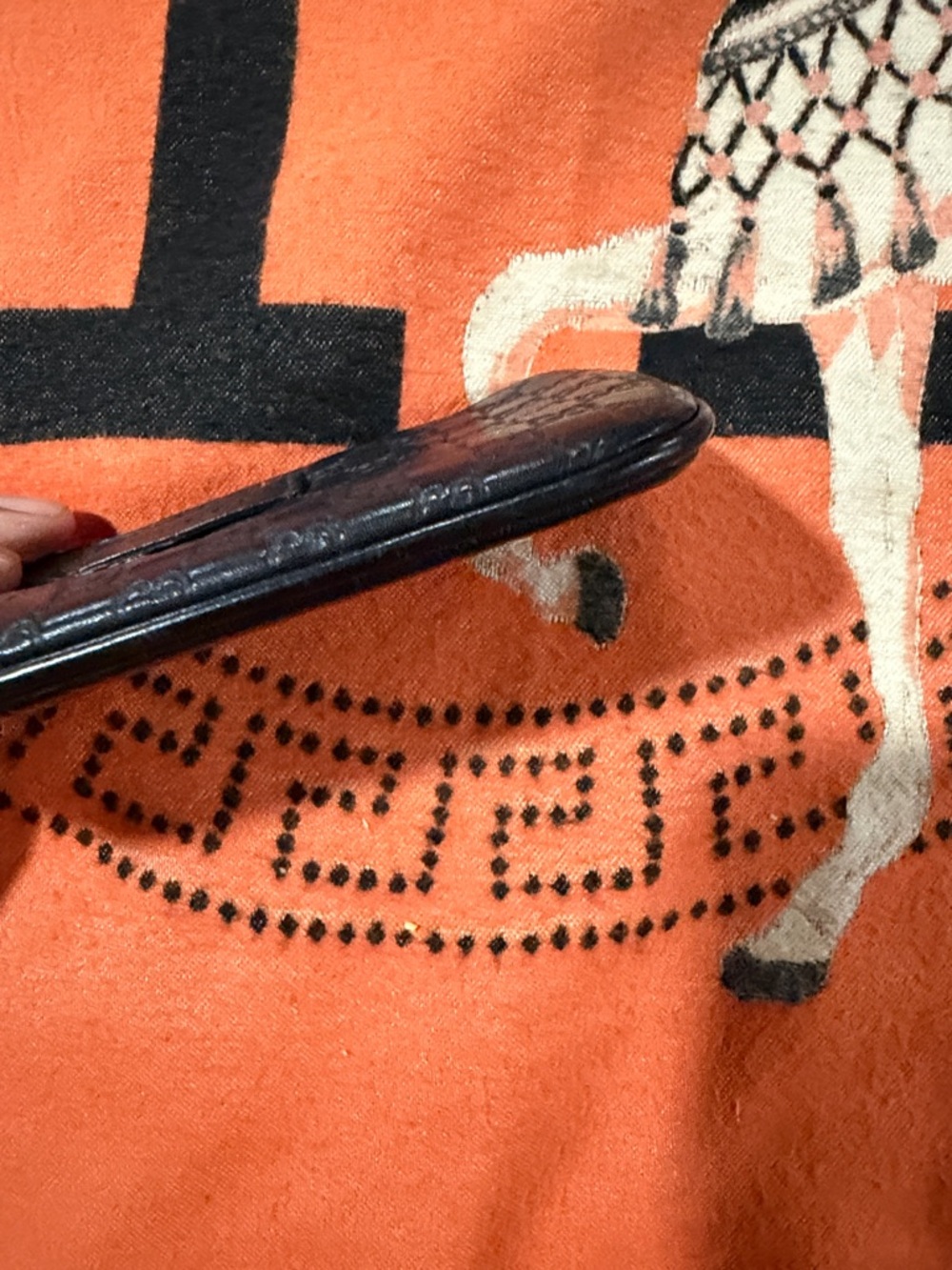 Gucci Black Embossed GG Leather Wristlet with Gold Chain - Picture 6 of 7